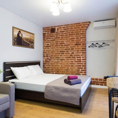Studio Near Metro Yaroslava Mudroho, Universytet - Mykoly Khvylovoho Str 5-3 Харьков Экстерьер фото
