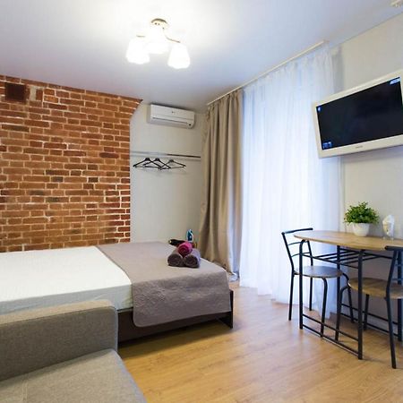 Studio Near Metro Yaroslava Mudroho, Universytet - Mykoly Khvylovoho Str 5-3 Харьков Экстерьер фото