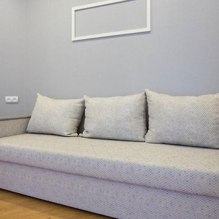 Studio Near Metro Yaroslava Mudroho, Universytet - Mykoly Khvylovoho Str 5-3 Харьков Экстерьер фото