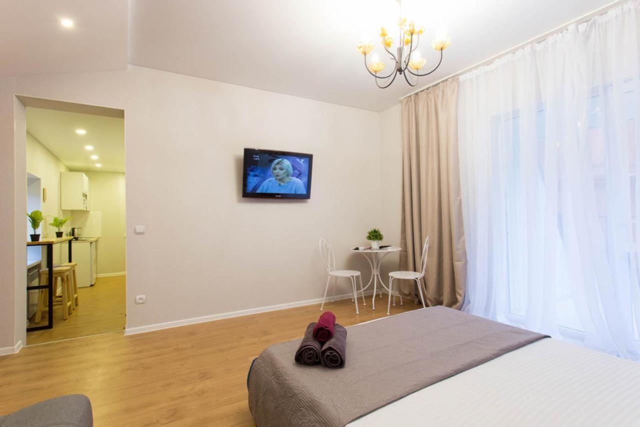 Studio Near Metro Yaroslava Mudroho, Universytet - Mykoly Khvylovoho Str 5-3 Харьков Экстерьер фото