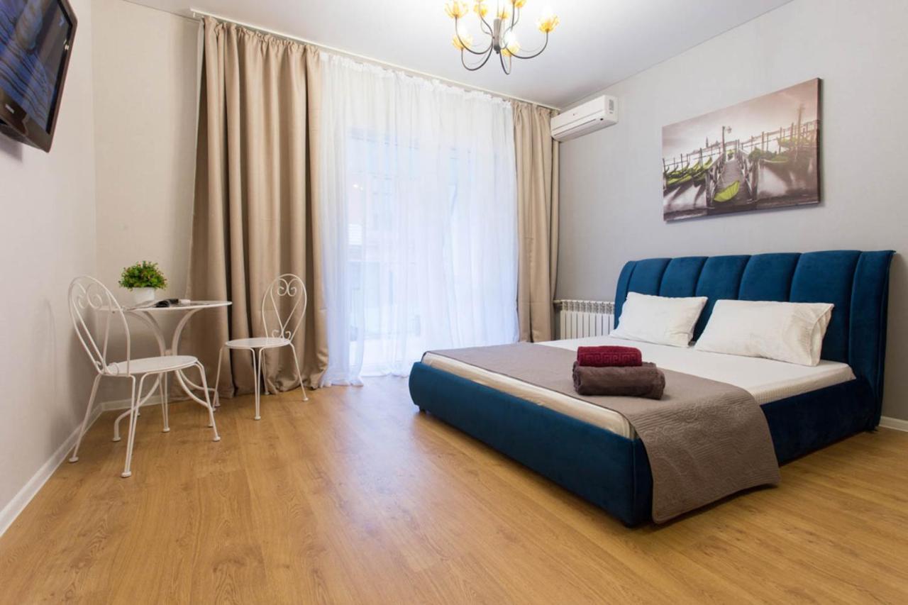 Studio Near Metro Yaroslava Mudroho, Universytet - Mykoly Khvylovoho Str 5-3 Харьков Экстерьер фото