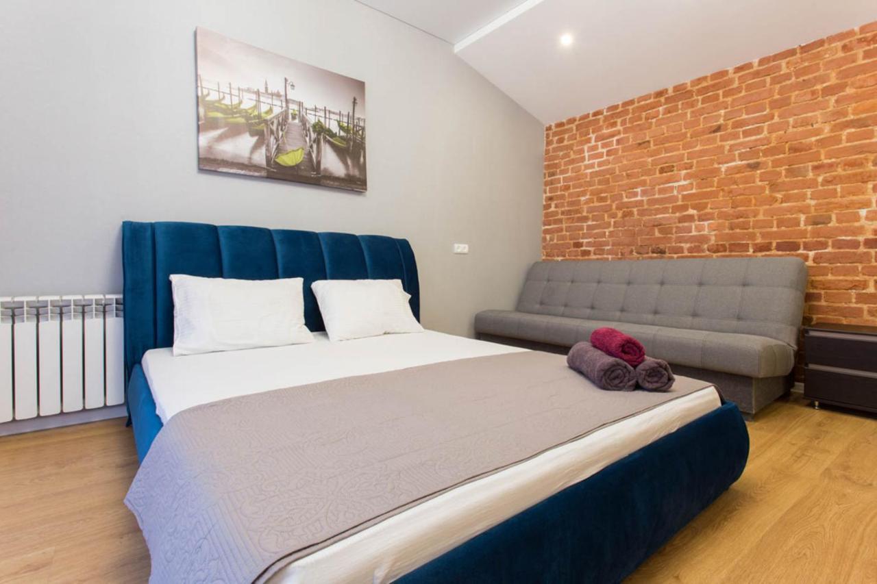 Studio Near Metro Yaroslava Mudroho, Universytet - Mykoly Khvylovoho Str 5-3 Харьков Экстерьер фото