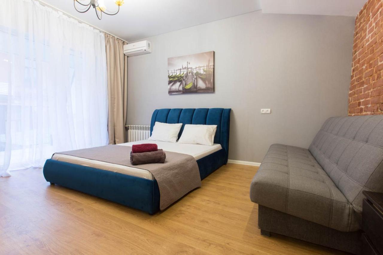 Studio Near Metro Yaroslava Mudroho, Universytet - Mykoly Khvylovoho Str 5-3 Харьков Экстерьер фото