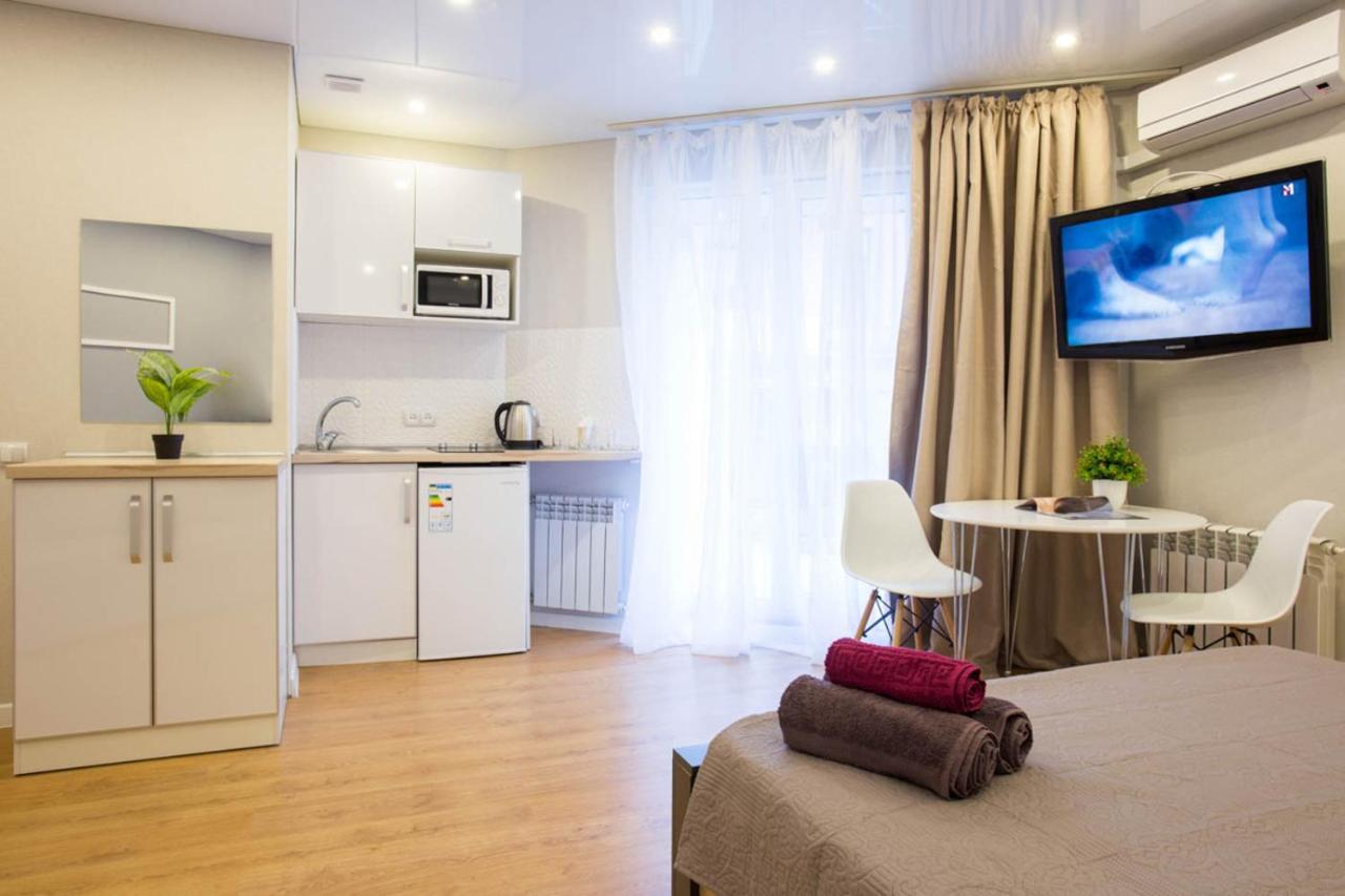 Studio Near Metro Yaroslava Mudroho, Universytet - Mykoly Khvylovoho Str 5-3 Харьков Экстерьер фото