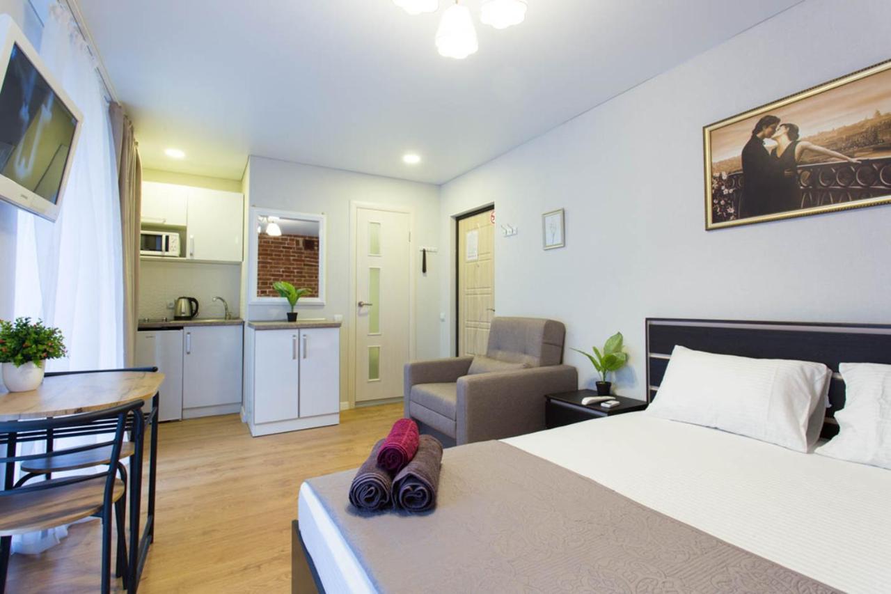 Studio Near Metro Yaroslava Mudroho, Universytet - Mykoly Khvylovoho Str 5-3 Харьков Экстерьер фото