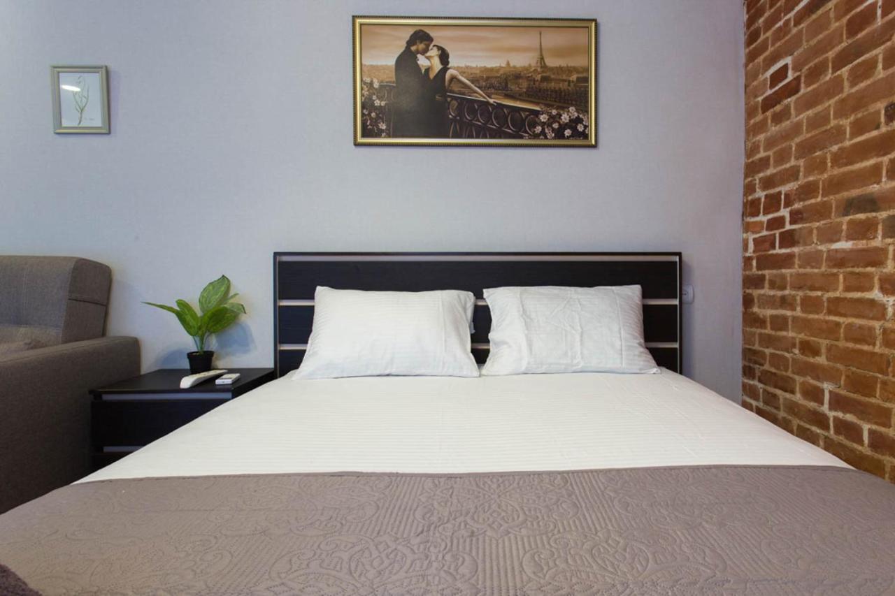 Studio Near Metro Yaroslava Mudroho, Universytet - Mykoly Khvylovoho Str 5-3 Харьков Экстерьер фото