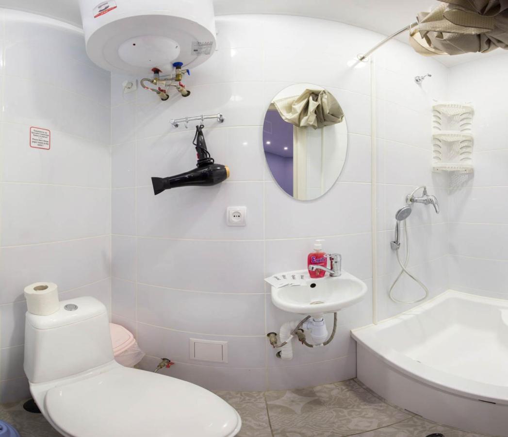 Studio Near Metro Yaroslava Mudroho, Universytet - Mykoly Khvylovoho Str 5-3 Харьков Экстерьер фото